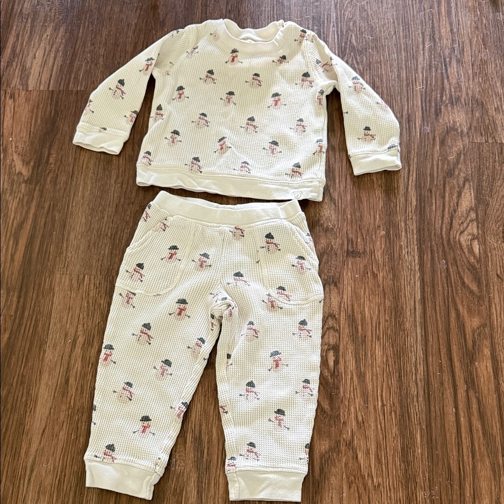 Carters Little Planet 18m